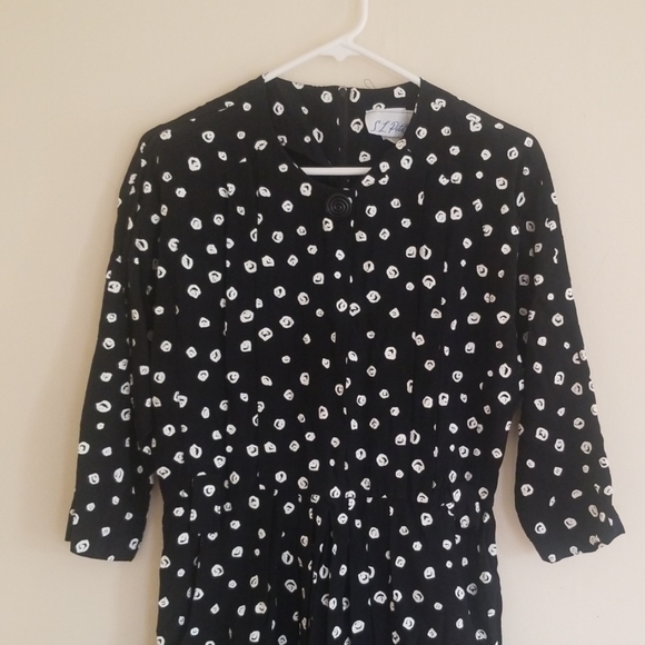 Vintage Midi Dress - Picture 2 of 8